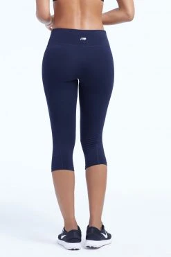 Marika Carrie Slimming Capri Bottoms