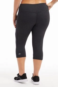 Marika Heather High Rise Tummy Control Capri (Plus Size) Bottoms