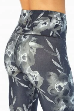 Marika Balance Collection Printed Contender High Waist Mid Calf Capri