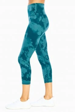 Marika Balance Collection Printed Contender High Waist Mid Calf Capri