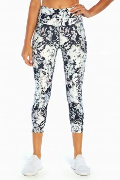 Marika Balance Collection Eclipse Printed Side Pocket Mid Calf Capri Legging