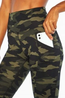 Marika Balance Collection Eclipse Printed Side Pocket Mid Calf Capri Legging