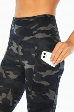 Marika Balance Collection Eclipse Printed Side Pocket Mid Calf Capri Legging