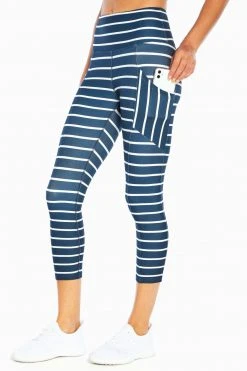 Marika Balance Collection Eclipse Printed Side Pocket Mid Calf Capri Legging