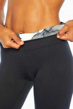 Marika Balance Collection Pop Ankle Legging