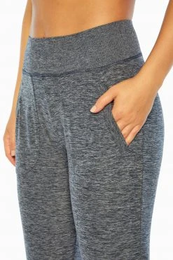 Marika Coastal Jogger