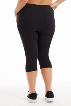 Marika Bestsellers High-Rise Tummy Control Capri (Plus Size)