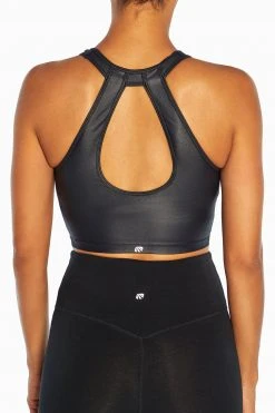 Marika Ari Long Shine Sports Bra - High Support, Seamless Design, New Arrival 31 Marika Ari Long Shine Sports Bra Features