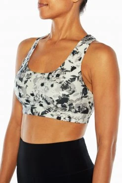 Marika Avianna Sport Bra - Playful Print, Comfort Fit, New Arrival 32 Marika Features Avianna Sport Bra
