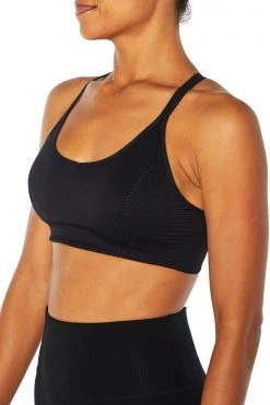 Marika Mary Seamless Sports Bra - High Support, Comfort Fit, New Arrival 32 Marika Mary Seamless Sports Bra Features