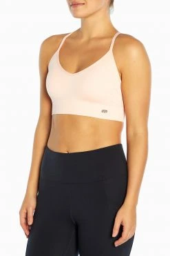 Marika London Seamless Sports Bra - High Support, Comfort Fit, New Arrival 38 Marika London Seamless Sports Bra Features