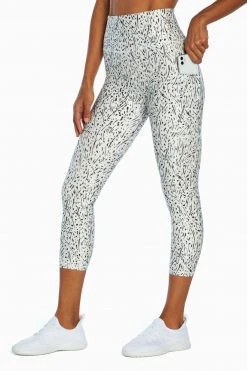Marika Elsa Side Pocket Mid Calf Capri