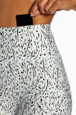 Marika Elsa Side Pocket Mid Calf Capri