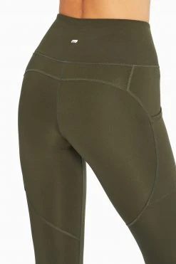 Marika Elsa Side Pocket Mid Calf Capri