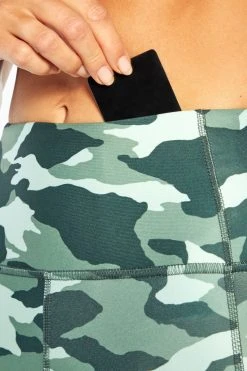 Marika Elsa Side Pocket Mid Calf Capri