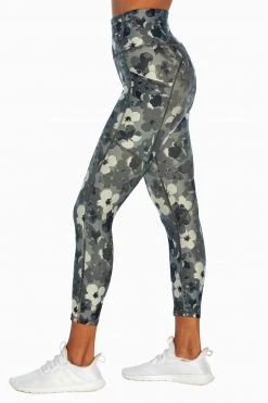 Marika Elsa Side Pocket Mid Calf Capri