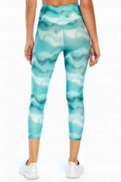 Marika Tony Side Pocket Mid Calf Capri - Playful Prints & Functional Design 32 Marika Tony Side Pocket Mid Calf Capri Pocket Shop