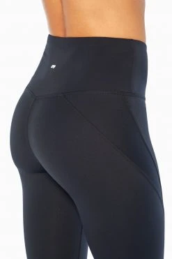 Marika Pocket Shop Delinah Ankle Legging