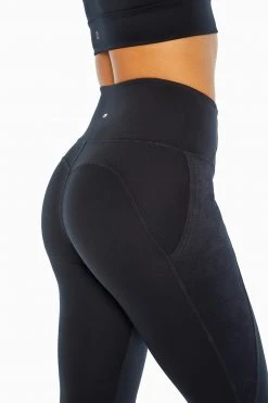 Marika Incognito Side Pocket Legging