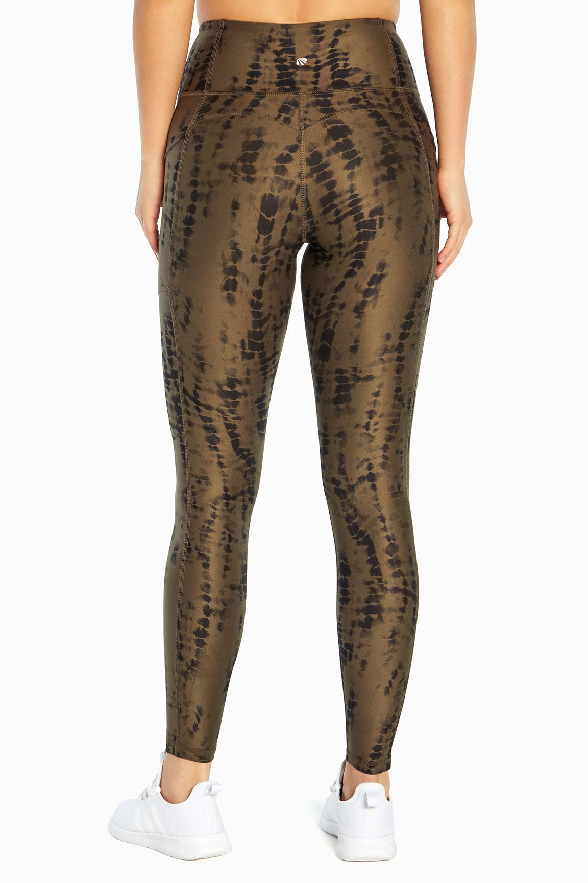 Marika Drift Side Pocket Legging - Stylish & Functional Women's Leggings with Playful Prints 16 Marika Drift Side Pocket Legging Features