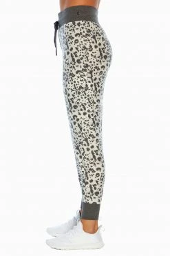 Marika Cargo Pocket Comfort Jogger Pocket Shop