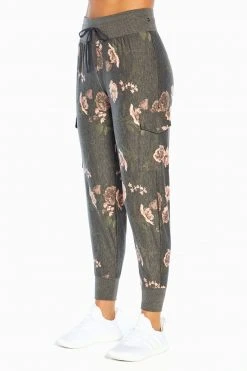 Marika Cargo Pocket Comfort Jogger Pocket Shop