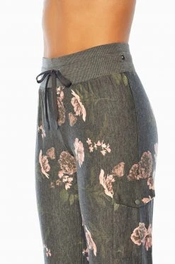 Marika Cargo Pocket Comfort Jogger Pocket Shop