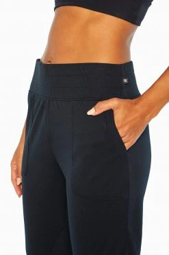 Marika Selene Jogger