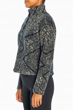 Marika Tyra Cropped Sherpa Pullover