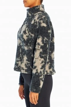 Marika Tyra Cropped Sherpa Pullover